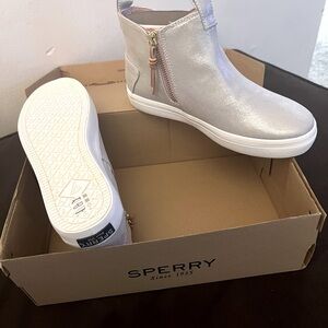 Sperry boots